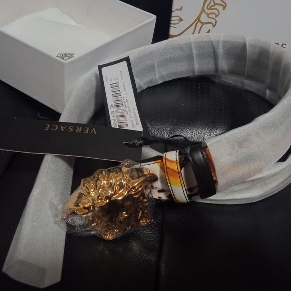 Versace Belt - Picture 9 of 11